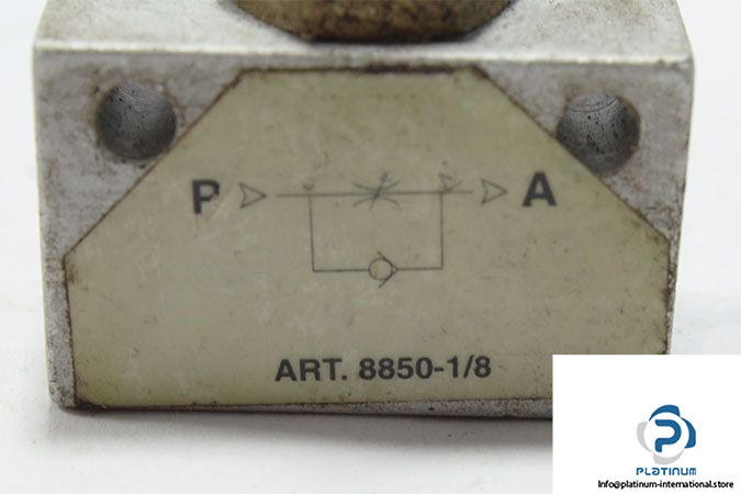 8850-1_8-one-way-flow-control-valve-2