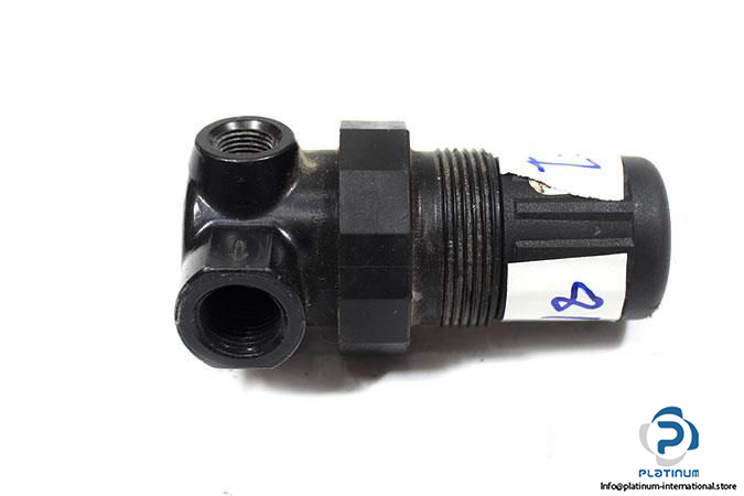norgren-r07-205-rnmg-minatuer-ported-pressure-regulator4_675x450