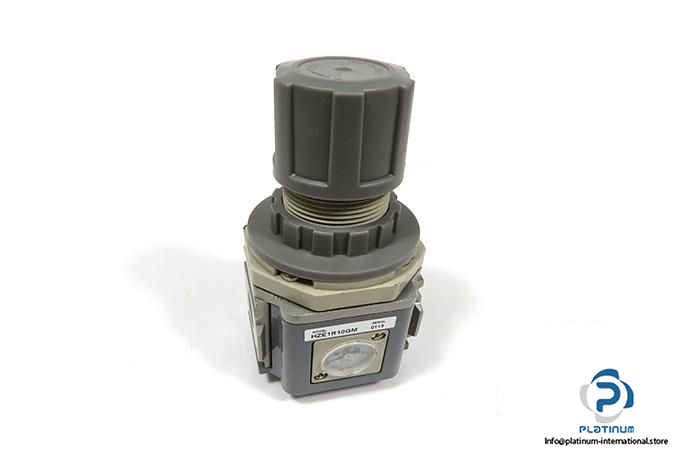 univer-hze1r10gm-pressure-regulator-3_675x450