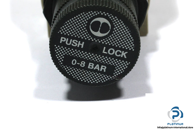 metal-work-5206008-lubricator-1