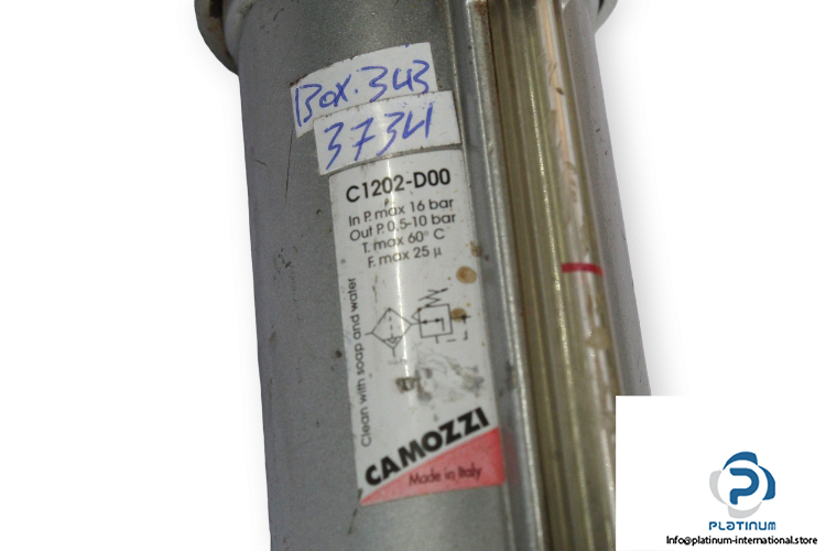 camozzi-C1202-D00-filter-with-regulator-used-2