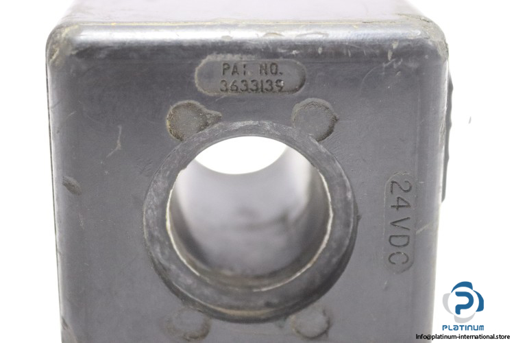 3633139-24V-electrical-coil-(used)-1