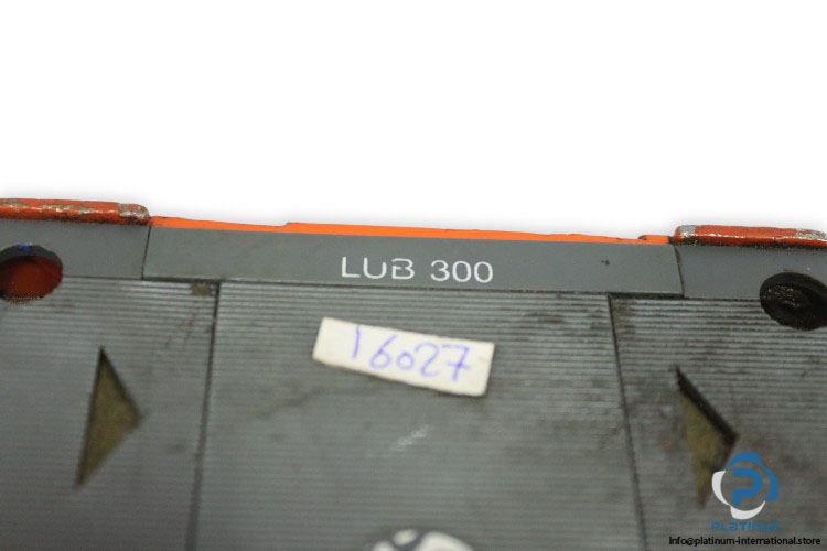 metal-work-LUB-300-hydraulic-lubrication-filter-(used)-1