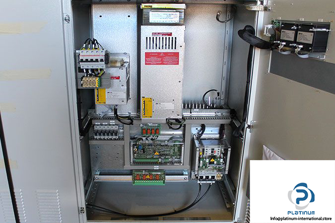 lever_att_48_5_30_b30_a-stationary-battery-charger-3