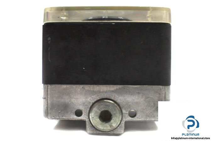 krom-schroder-dwg-50-pressure-switch3_675x450