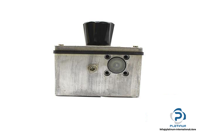 rexroth-hed-2-oa-24400-kl24-r900451231-pressure-switch4_675x450