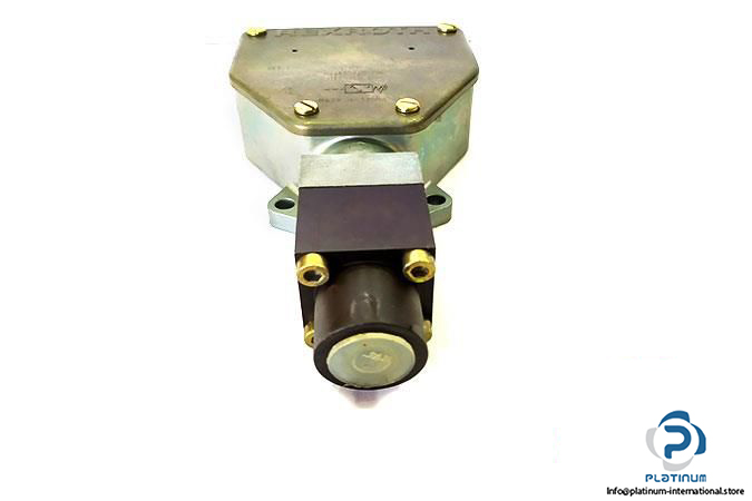 rexroth-hed-1-oa-40-100-piston-type-pressure-switch4_675x450