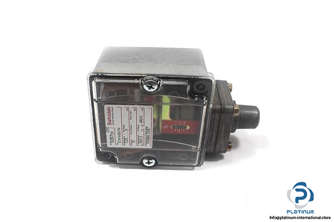 barksdale-e1h-h90-p4-0403-126-pressure-switch3_675x450