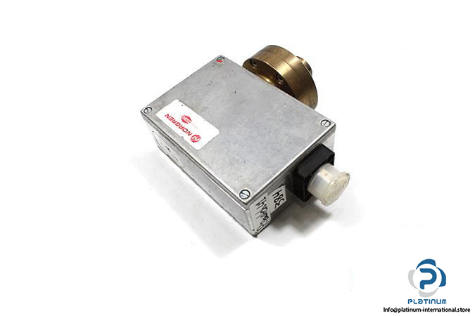 norgren-1814400000000000-a6282-pressure-switch3_675x450