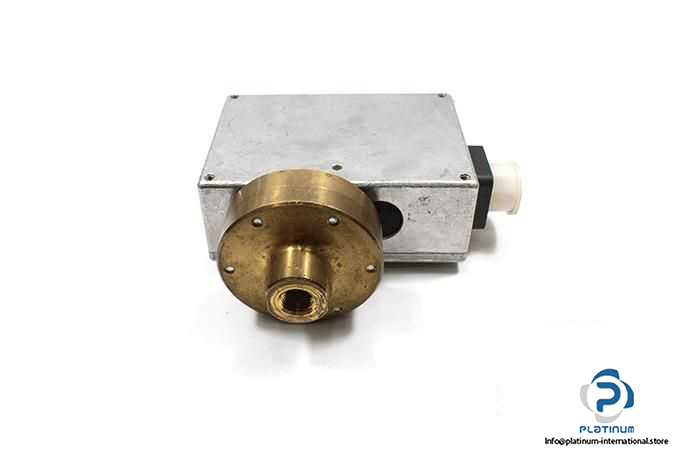 norgren-1814400000000000-a6282-pressure-switch4_675x450