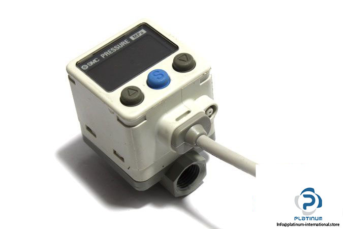 smc-ise40a-w1-y-m-digital-pressure-switch-3-2