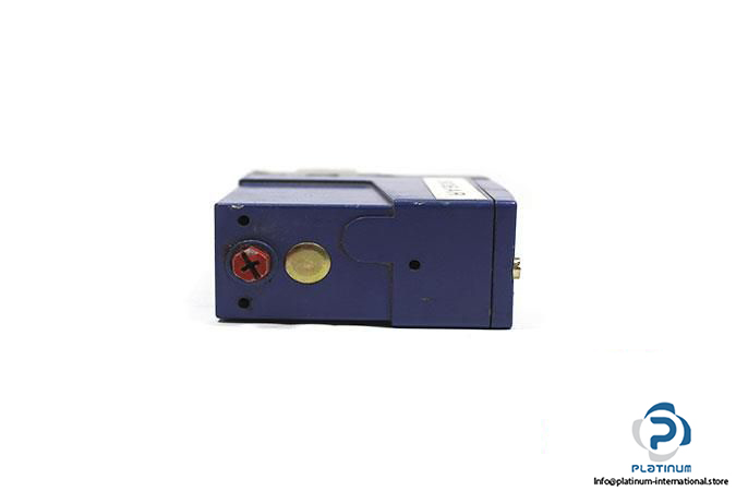 telemecanique-xmla160d2s11-pressure-switch4_675x450