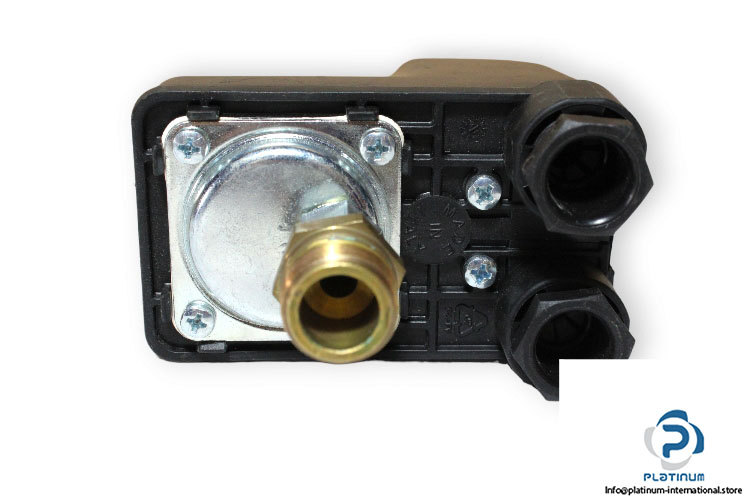 caleffi-pt_5-pressure-switch-used-2