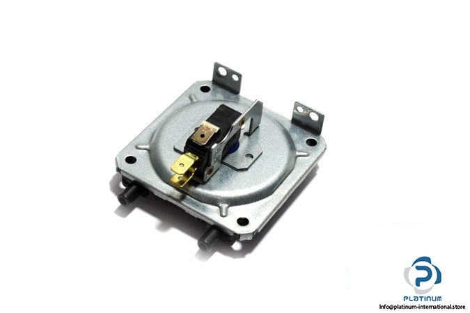 honeywell-c6065f13162-pressure-switch-used-2