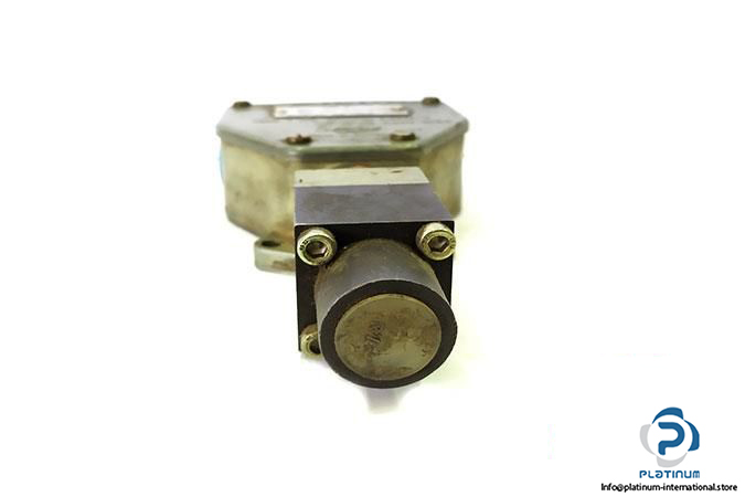 rexroth-hed-1-oa-40100-exfhv-piston-type-pressure-switch4_675x450