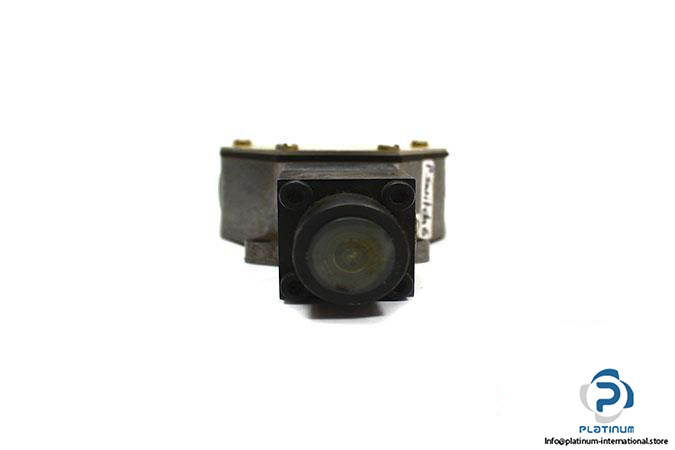 rexroth-hed-1-ka-21-100-piston-type-pressure-switch4_675x450
