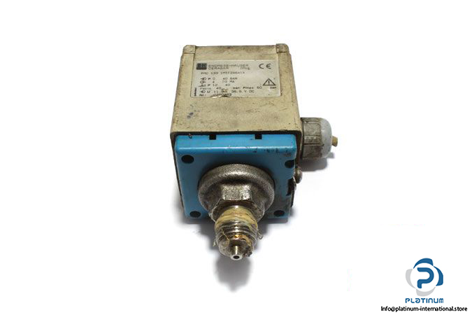 endress-hauser-pmc-133-1m1f2a6a1x-pressure-switch-2