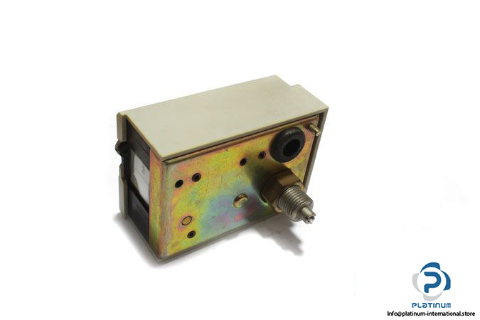 stasto-pra1-diaphragm-pressure-switch-3