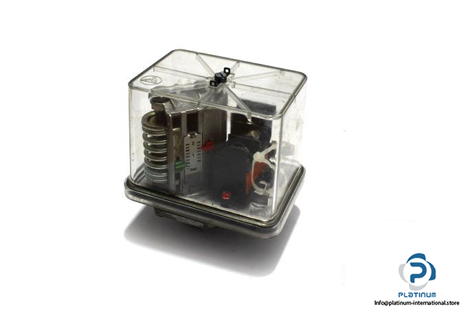 metzenauer-jung-ff4-2-pressure-switch-2