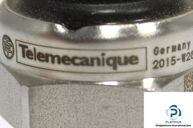 telemecanique-xmlp100bd22-pressure-transmitter-2