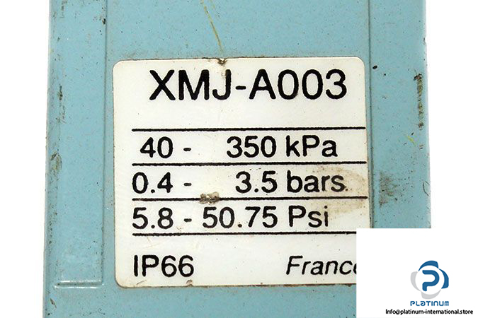 telemecanique-xmj-a003-pressure-switch-3