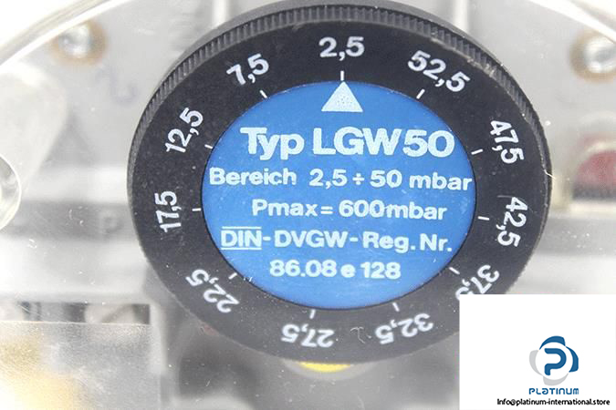 dungs-lgw-50-053-587-differential-pressure-switch5_675x450