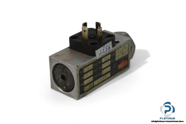 herion-0880326-pressure-switch-(Used)-1