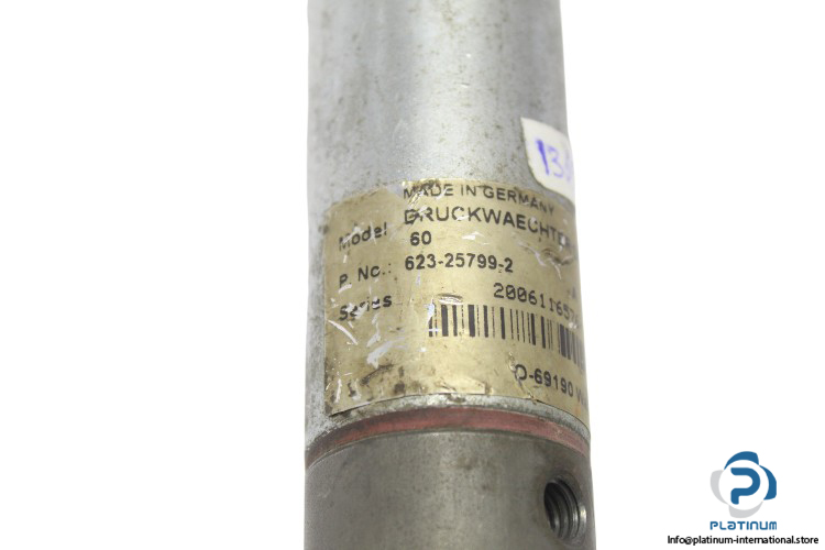 Lincoln-623-25799-2-grease-lubricant-pressure-switch(used)-1