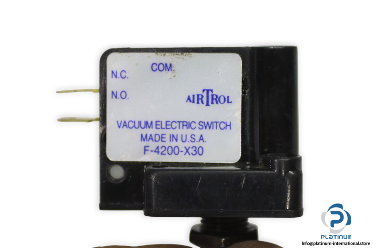 airtrol-F-4200-X30-vacuum-electric-switch-used-1