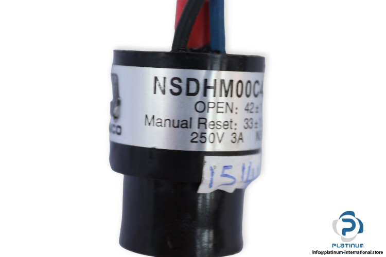 ranco-NSDHM00C4A000-pressure-switch-(Used)-2