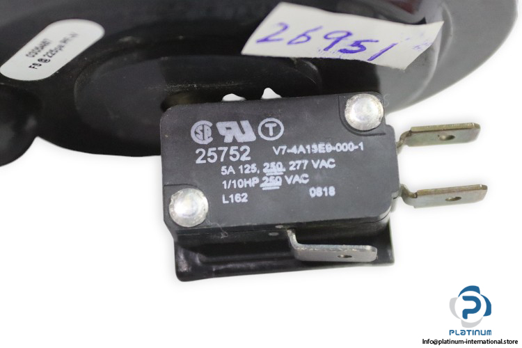 cleveland-control-RSS-495-342-air-pressure-switch-(new)-2