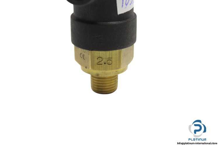 euroswitch-no-48-15-pressure-switch(used)-1