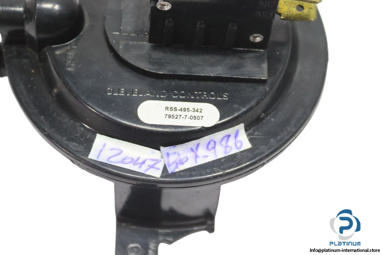 Cleveland-control-rss-495-342-pressure-switch(used)-2