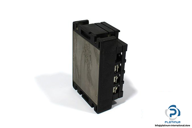 carlo-gavazzi-rz2440hdp0-solid-state-relay-1