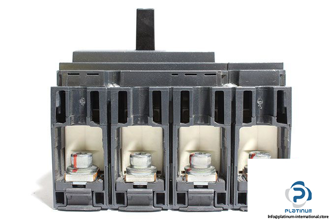 schneider-nsx250b-circuit-breaker-2