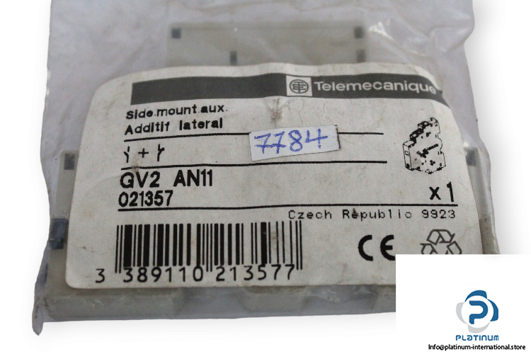 telemecanique-GV2-AN11-motor-circuit-breaker-(new)-2