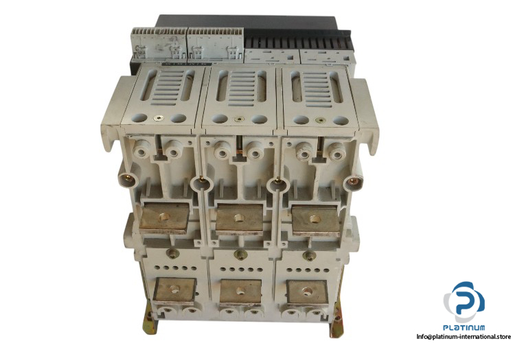 siemens-3WL1110-3CB32-1AJ2-Z-fixed-mounted-circuit-breaker-(used)-3