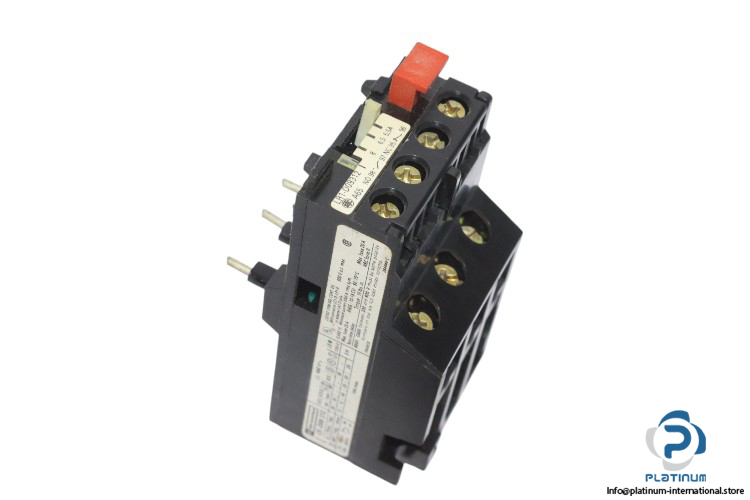 telemecanique-LR1-D09312-thermal-overload-relay-(used)-1