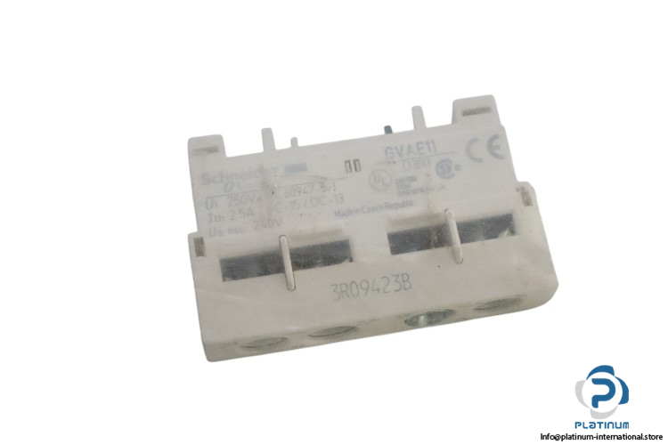 schneider-GVAE11-auxiliary-contact-block-(new)-1