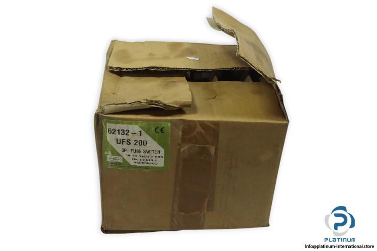hubbell-UFS200-switch-fuse-(new)-1