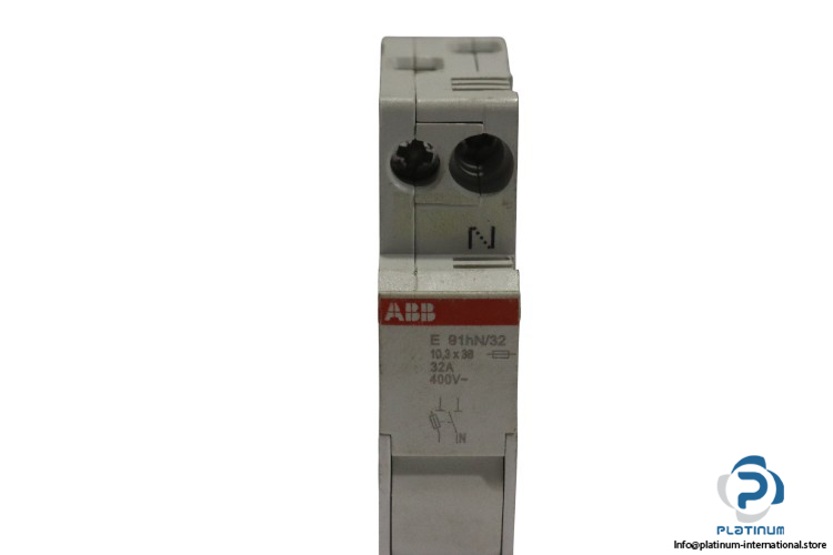 abb-E-91HN_32-fuse-holder-(new)-1