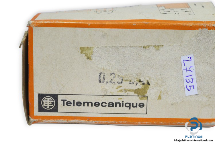telemecanique-LR1-D09-303-thermal-overload-relay-(new)-3
