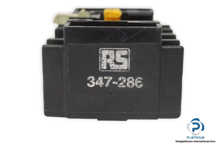 telemecanique-LA1-D22-A-65-auxiliary-contact-block-(used)-1