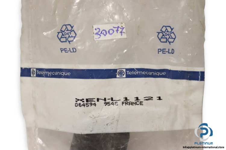 telemecanique-XEN-L-1121-contact-block-(new)-2
