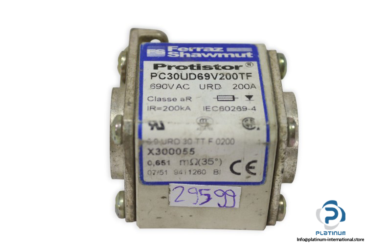 Ferraz-shawmut-pc30ud69v200tf-200a-690v-high-speed-fuse(new)-1