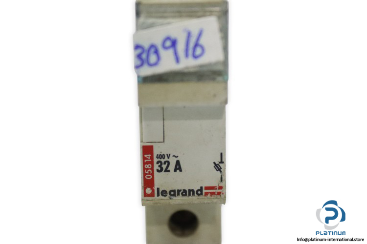 legrand-05814-32a-cartridge-fuse-(Used)-1