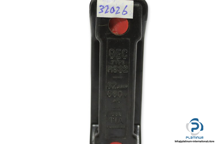 gec-RS-32-fuse-holder-(Used)-1