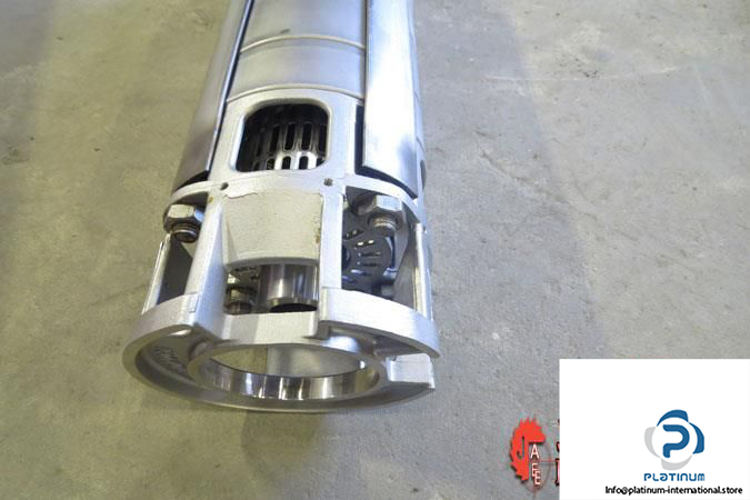 lowara-z63104-6-submersible-pump4_675x450