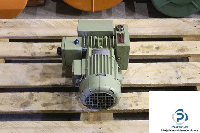 rietschle-ve-10-04-vacuum-pump-3