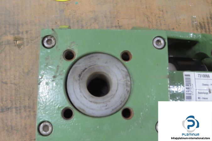 munsch-np25-125-chemical-pump-with-mechanical-seal6_675x450